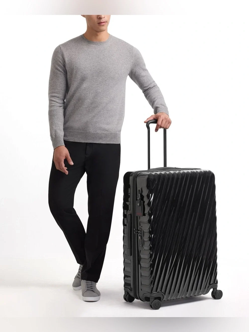 Tumi Large Expandable Checked Glossy Navy Hard-Shell Spinner Luggage suitcase